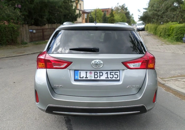Toyota Auris cena 39900 przebieg: 183000, rok produkcji 2014 z Radom małe 352